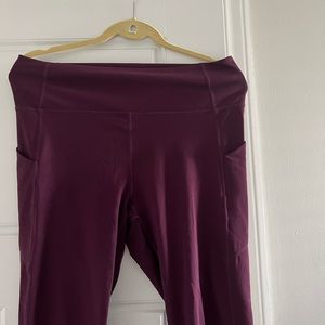 Fabletics maroon/purple leggings